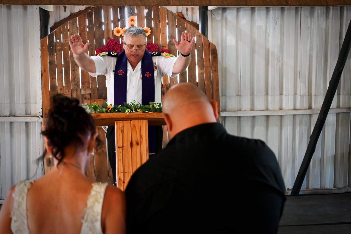Wedding ceremony by Dr. Gerrit Rademeyer in Kareedouw